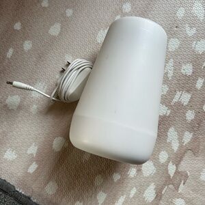 Hatch Rest 2nd Gen sound machine and night light